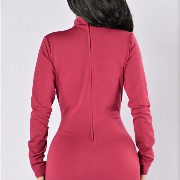 Dress - Picture 5 of 5